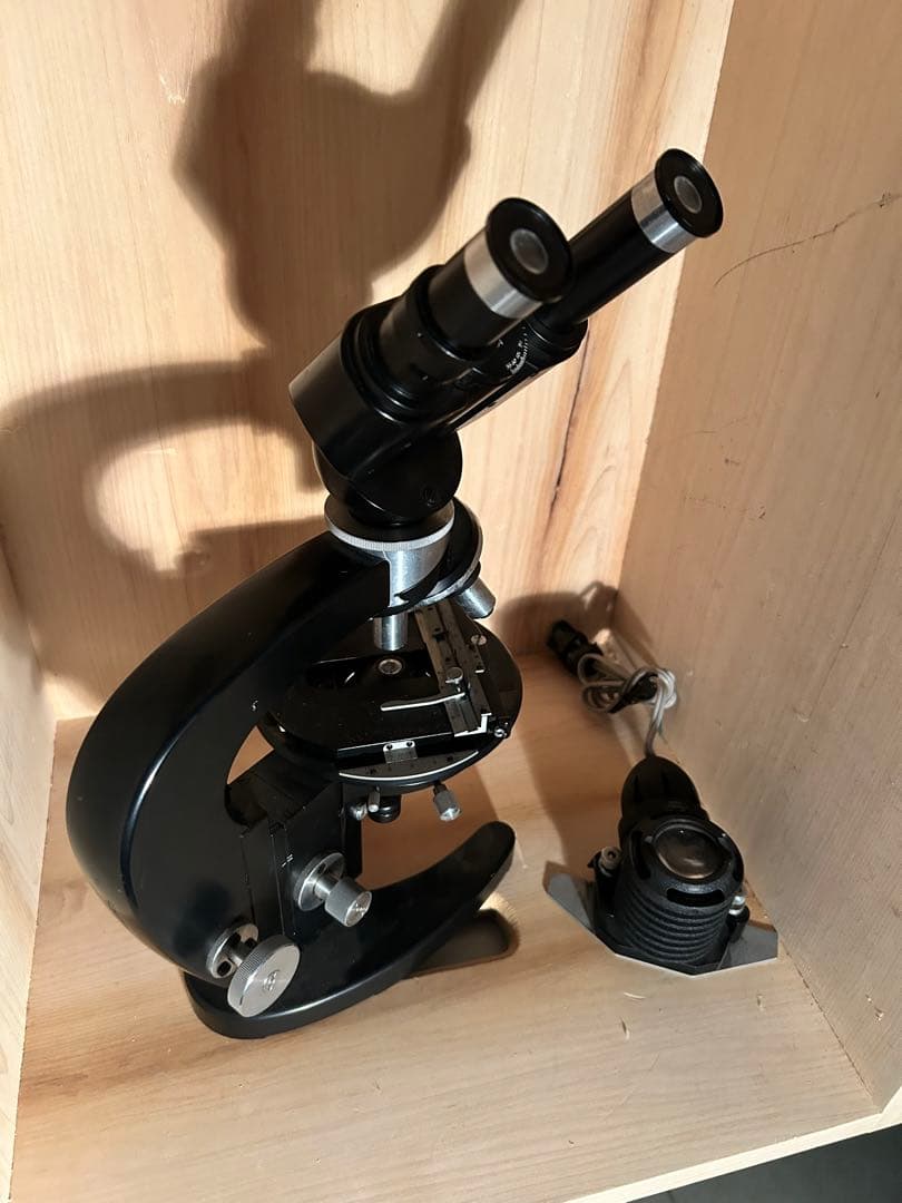 ヴィンテージ顕微鏡