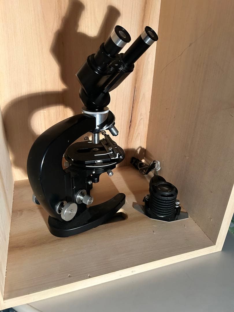 ヴィンテージ顕微鏡