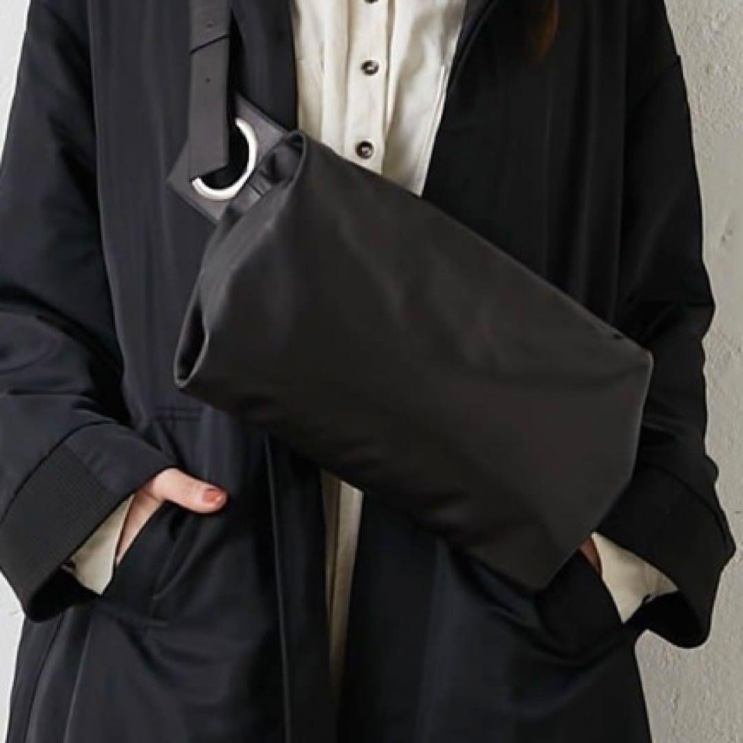 Kawakawa レザー　ボディバック　ショルダーバッグ レザー　ブラック