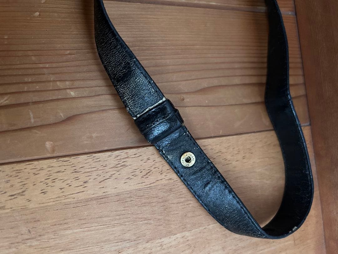 【難アリ】　BOTTEGA VENETA　ショルダーバッグ　斜めがけ　黒