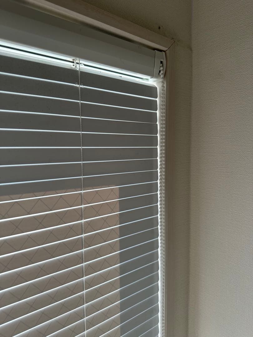 美品ブラインドカーテン1680mm×1740mm　ホワイト