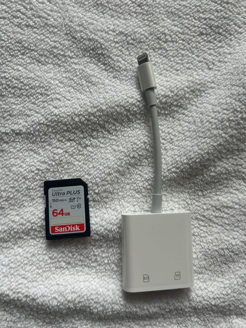 canon kiss x9 カメラ バッテリー　sdカード付き