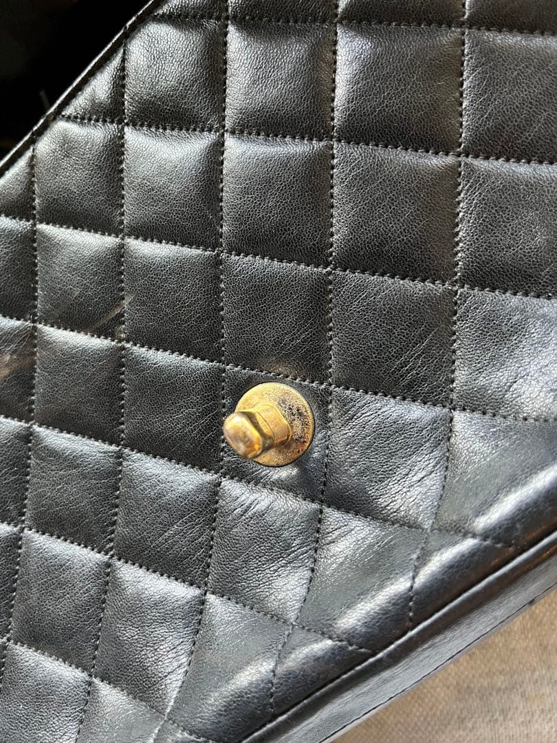 CHANEL ヴィンテージ　チェーン　ショルダーバッグ　マトラッセ　ラムスキン