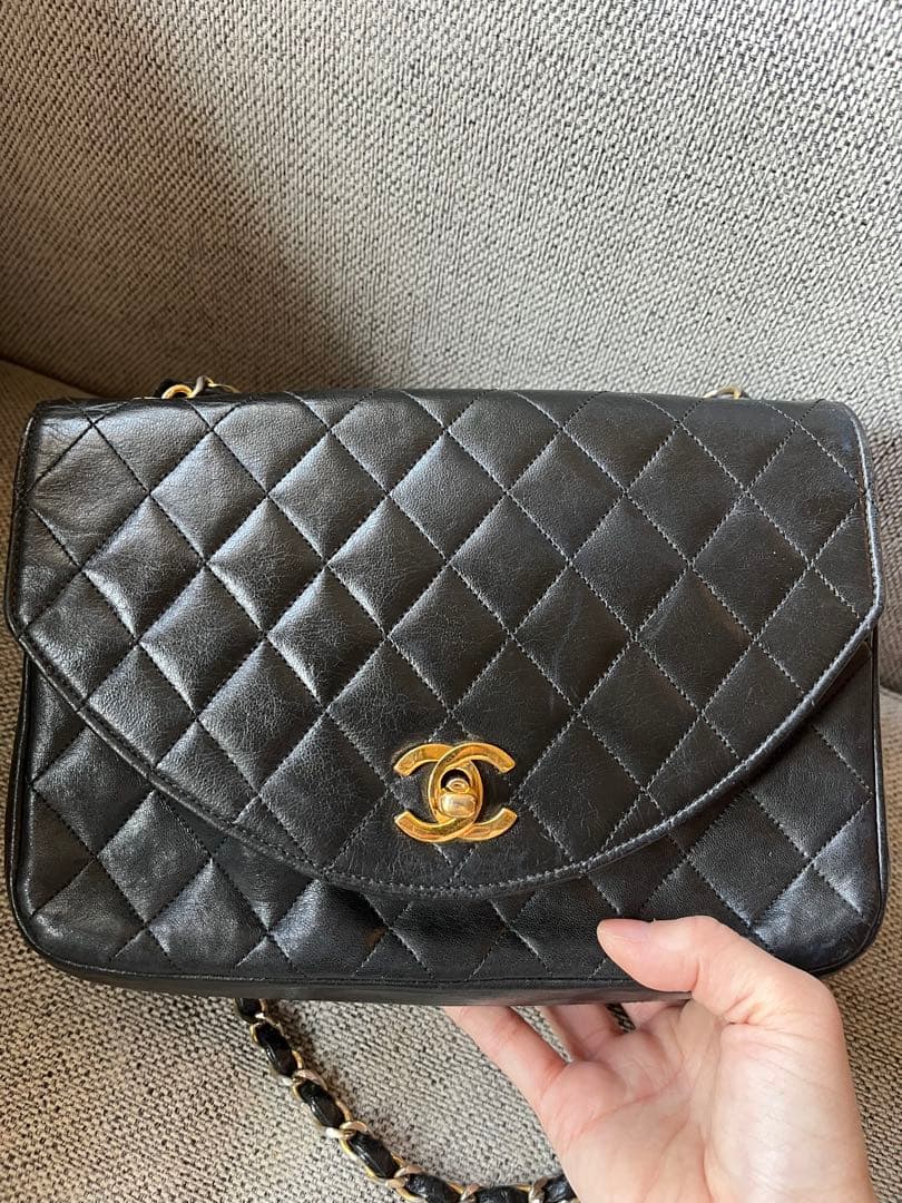 CHANEL ヴィンテージ　チェーン　ショルダーバッグ　マトラッセ　ラムスキン