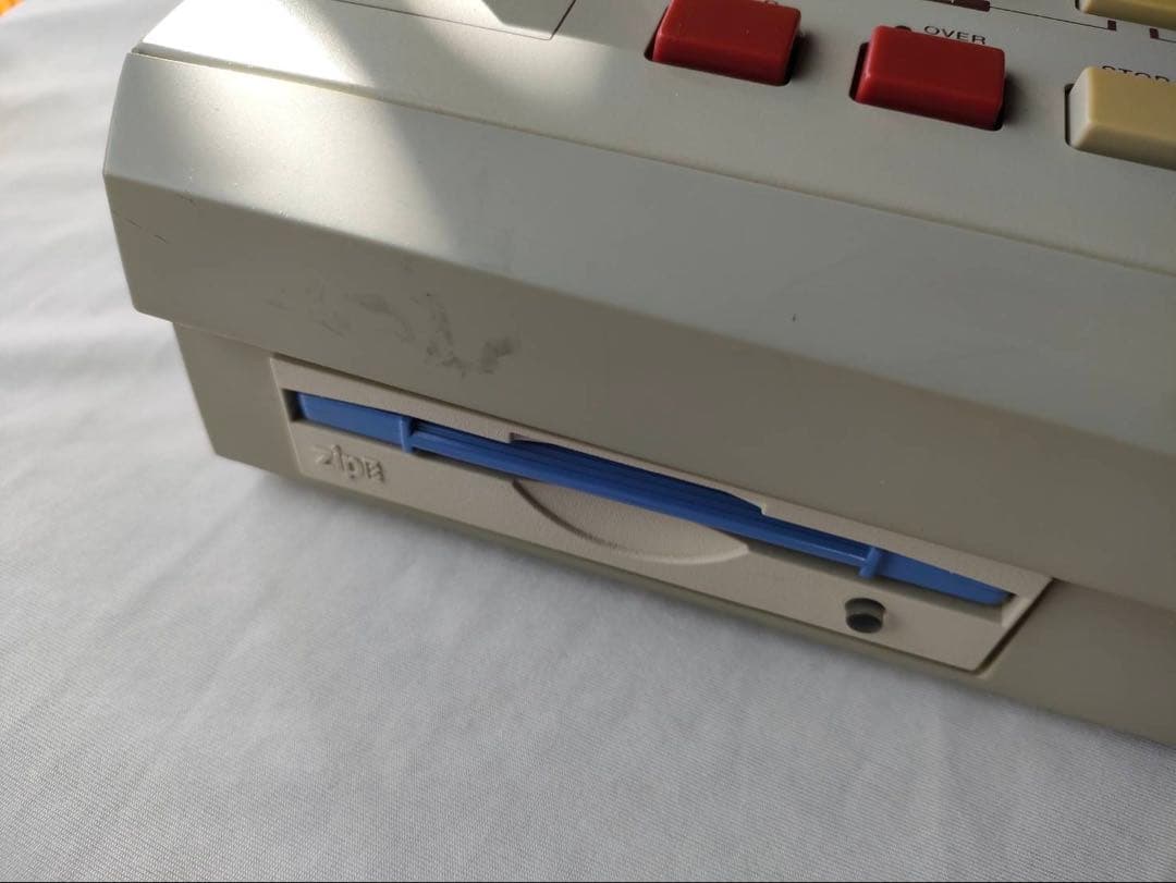 AKAI MPC2000XL MIDIプロダクションセンター