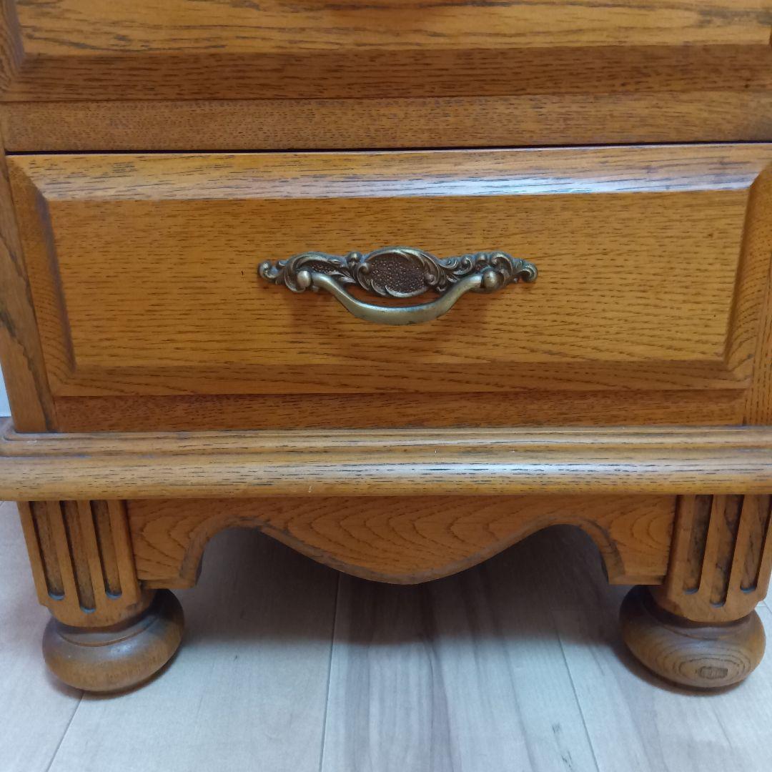 北欧 英国スタイル 彫刻入り キャビネット 収納棚 電話台 花台【送料込み】