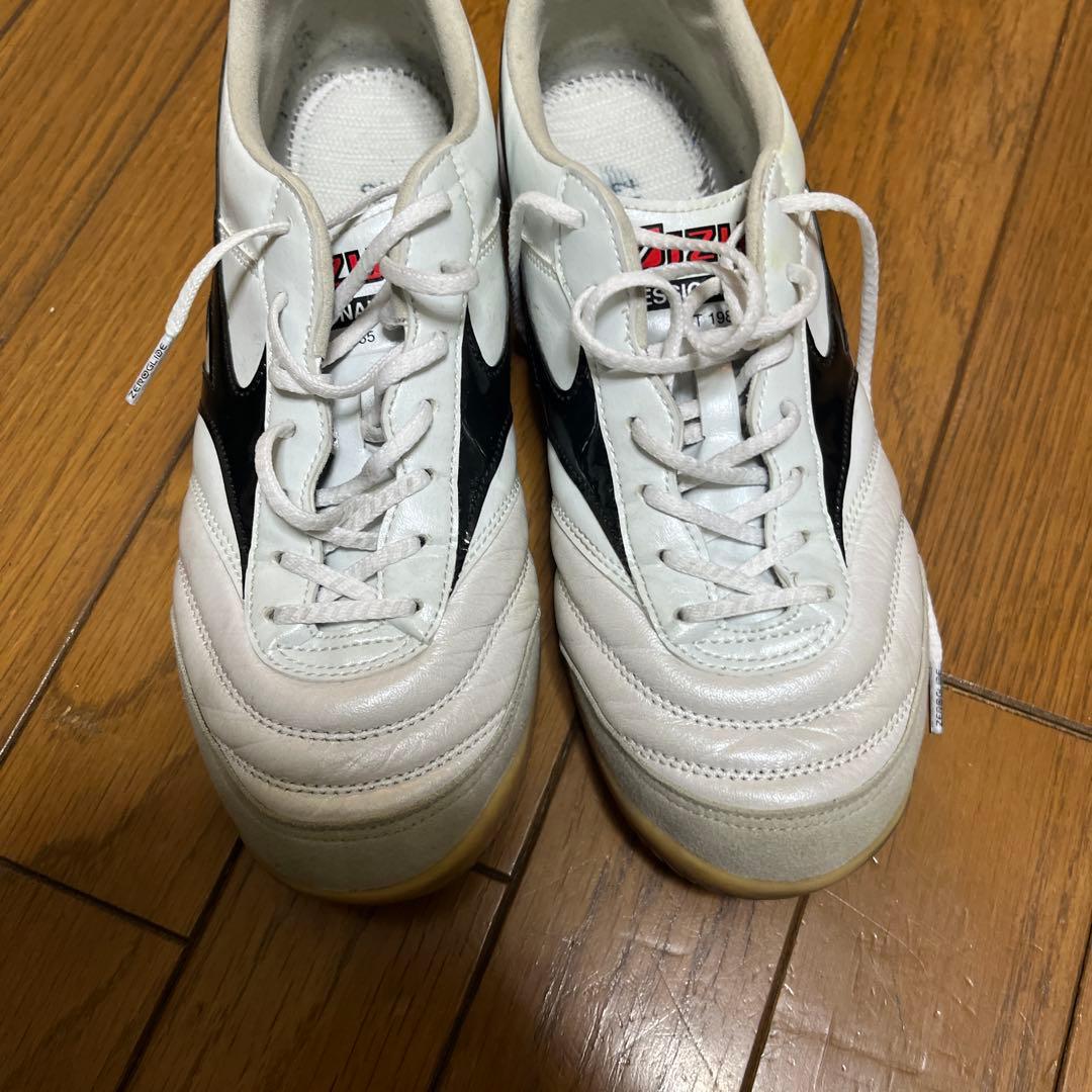 モレリア　サラ　エリートイン　26.5 インドア