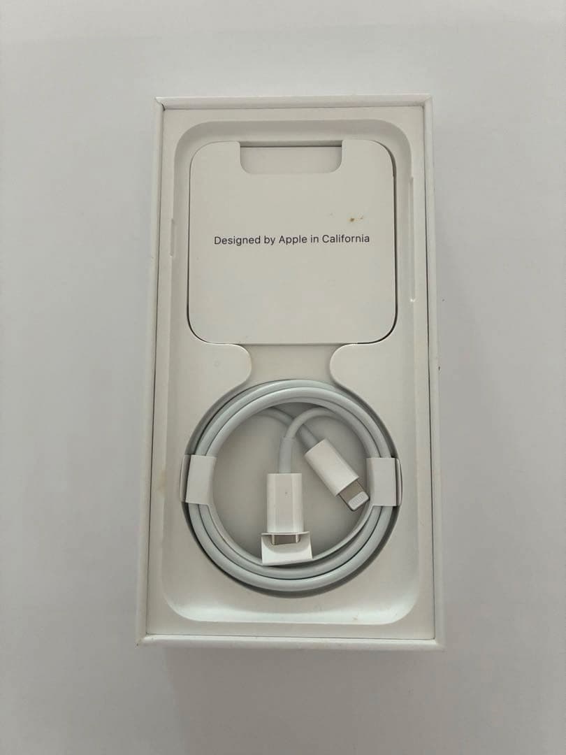 iPhone SE3 スターライト