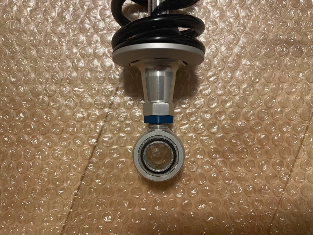 オーリンズ　スピードツイン900 （ストリートツイン）トライアンフtriumph