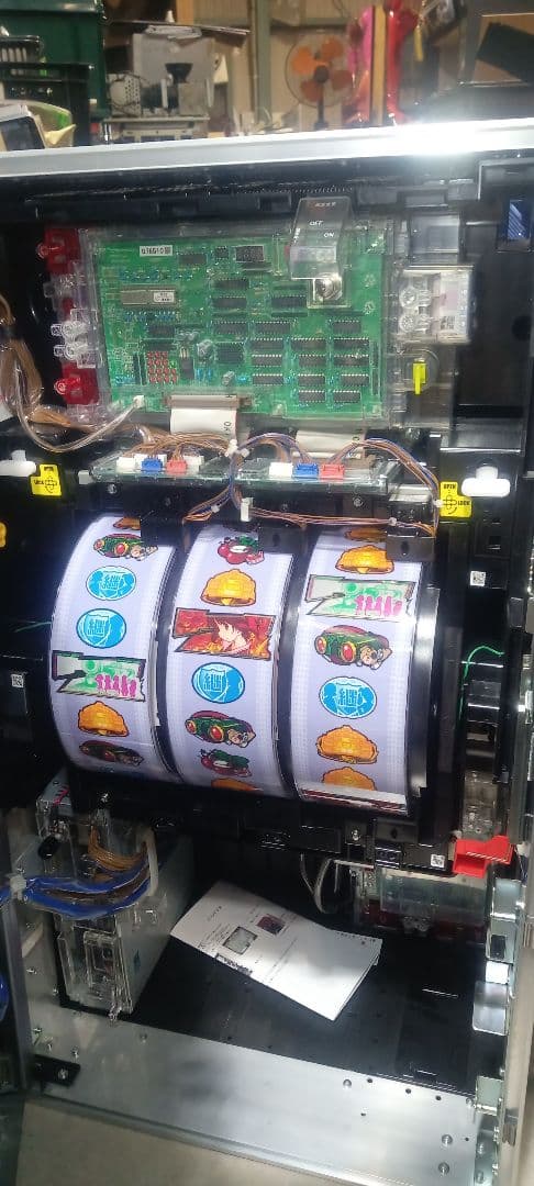 送料込パチスロ実機　スマスロ ガールズ＆パンツァー　最終章　不要ユニット付