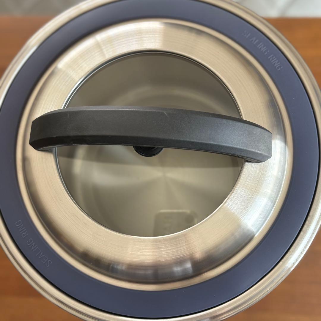 米びつ 真空 米櫃 密閉米びつ 保存容器 負圧シール ステンレス製 防湿 防虫