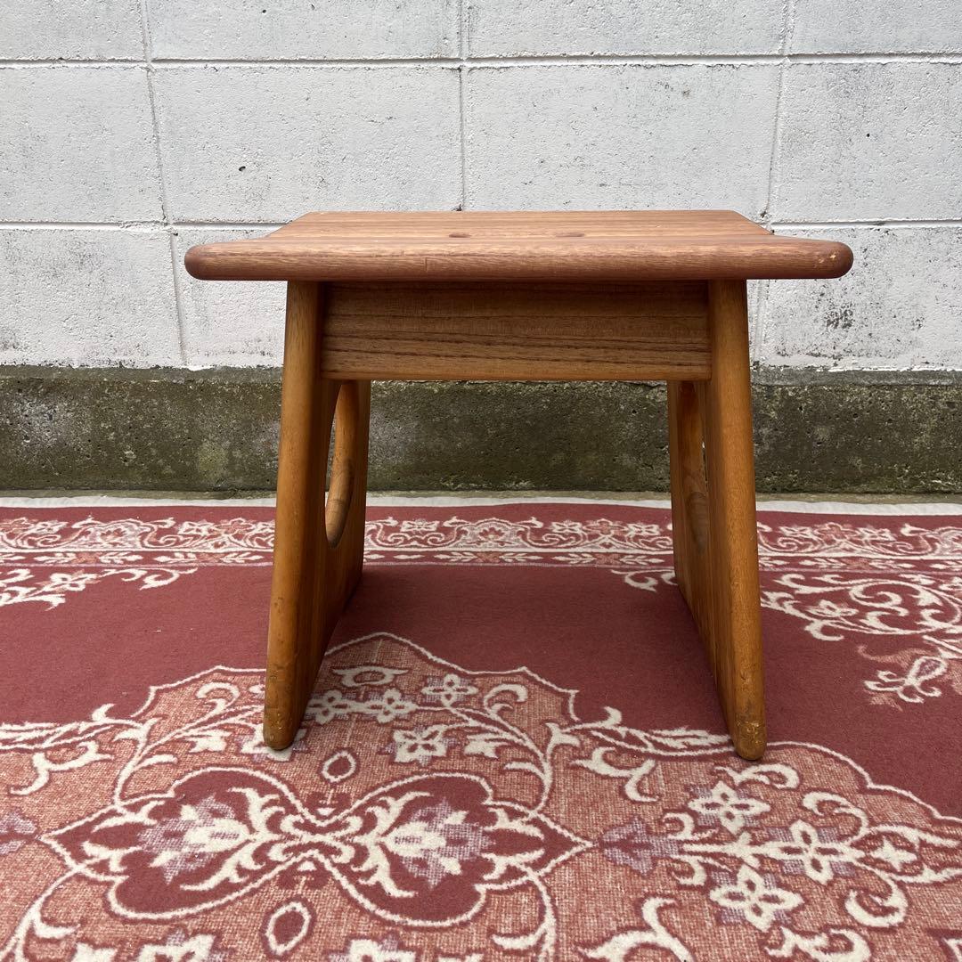 ビンテージ古道具◾️木製無垢材 桐材 角型スツール 椅子 イス