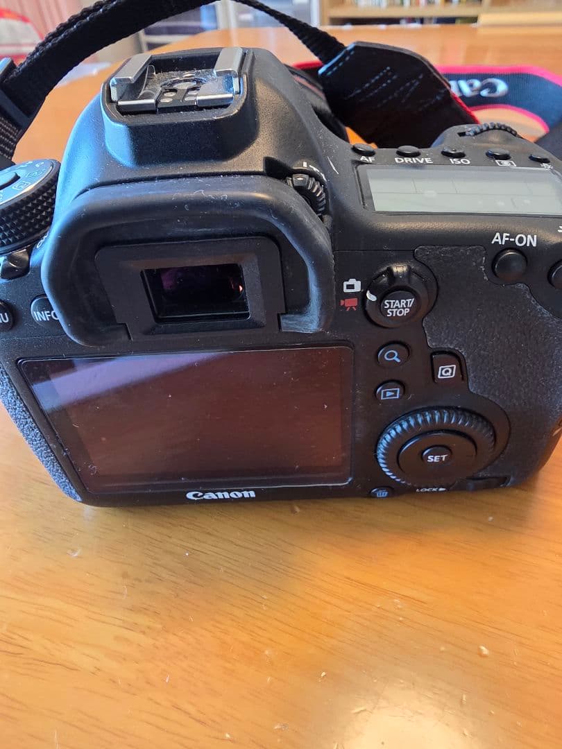 Canon EOS 6D デジタル一眼レフカメラ