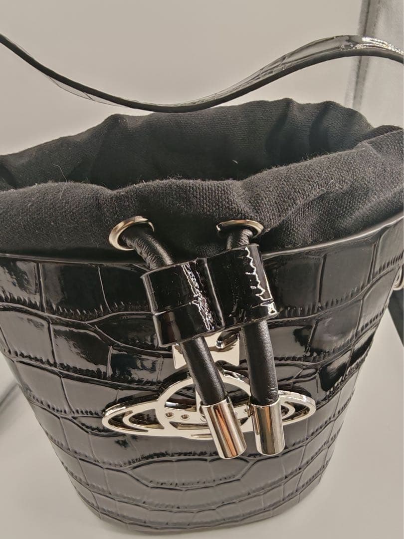 Vivienne Westwood クロコ型押しミニバケットバッグ ブラック美品