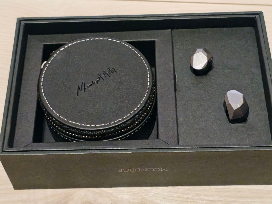 Moondrop Harmon 和鳴 有線イヤホン　水月雨