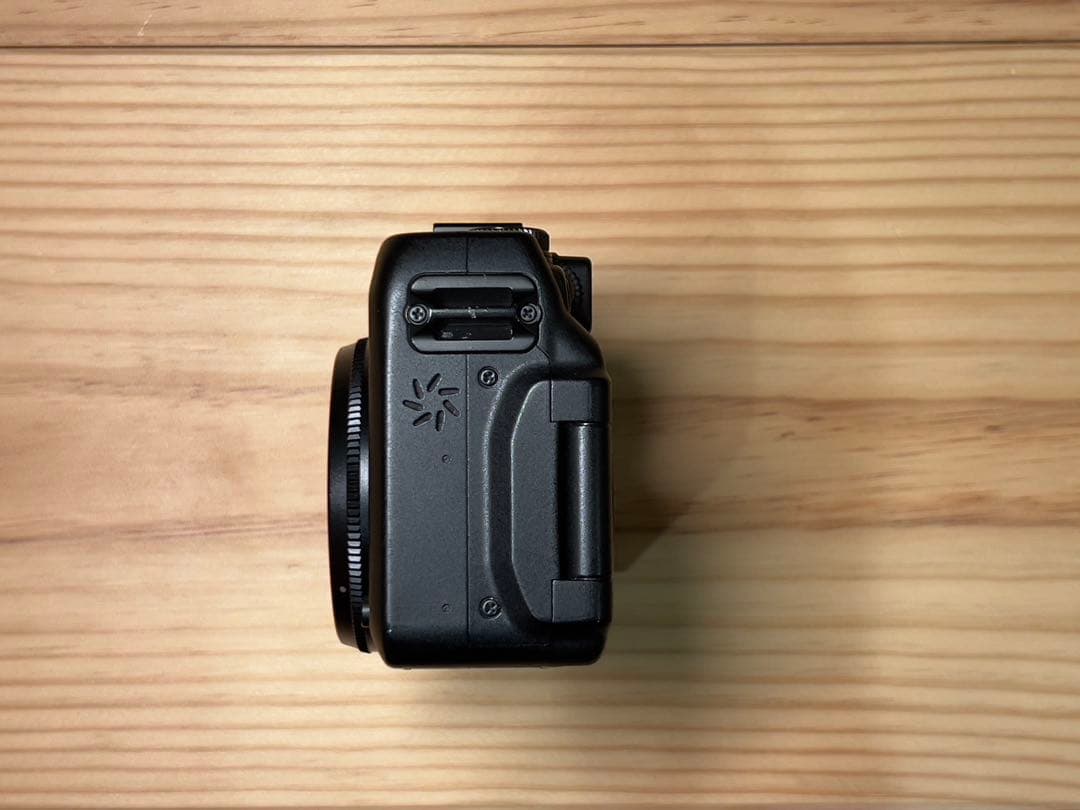 Canon キャノン PowerShot G12 バッテリー3個、充電器