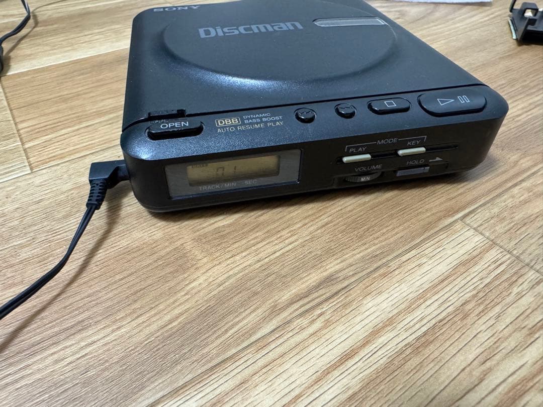 SONY D-22 ポータブルCDプレーヤー　ディスクマン