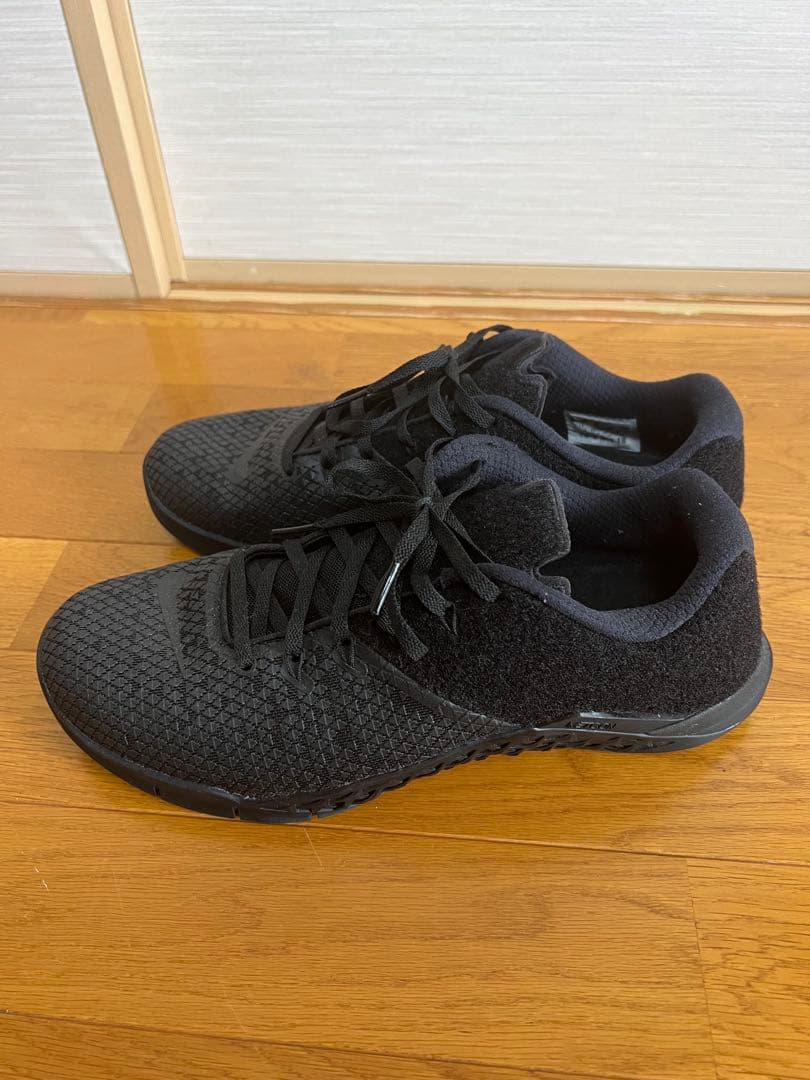 トレーニングシューズ ブラック　ナイキ　メトコン