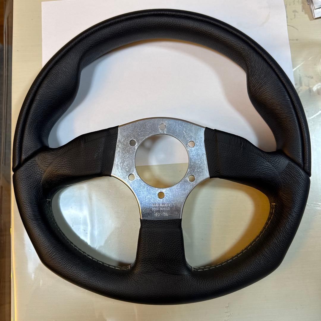 MOMO ステアリング ホーンボタン付き　シフトノブ　モモ