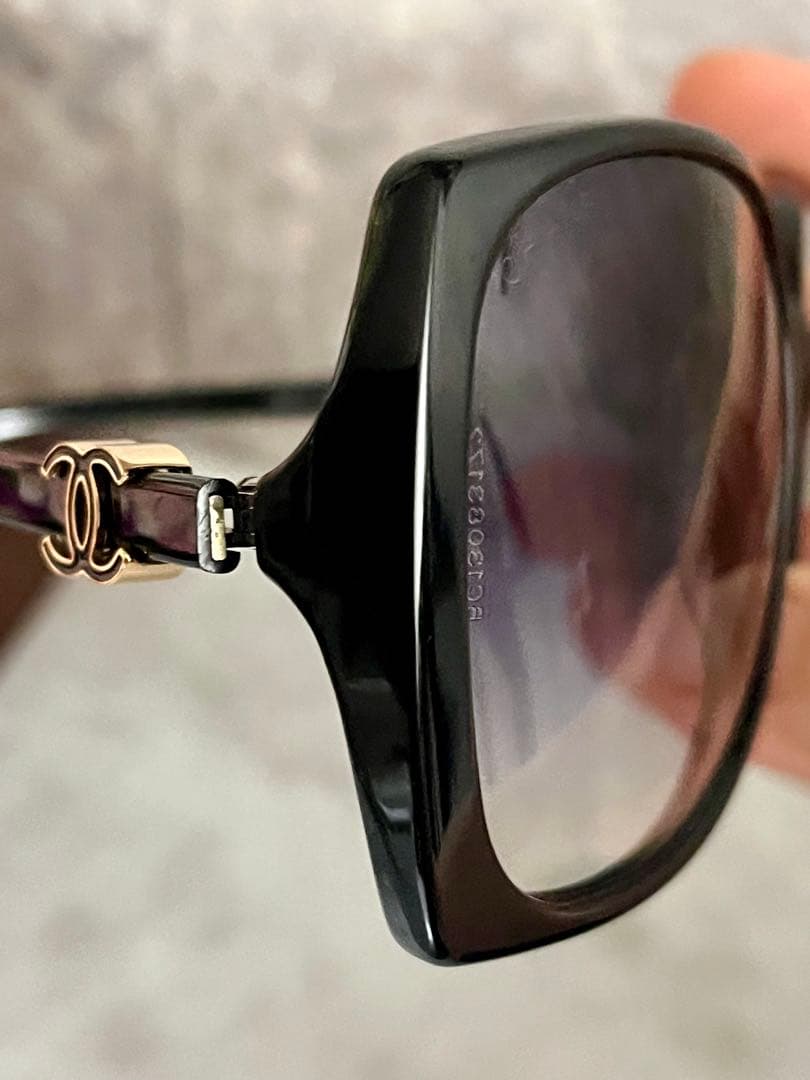 【美品】CHANEL サングラス　ココマーク　ケース付き