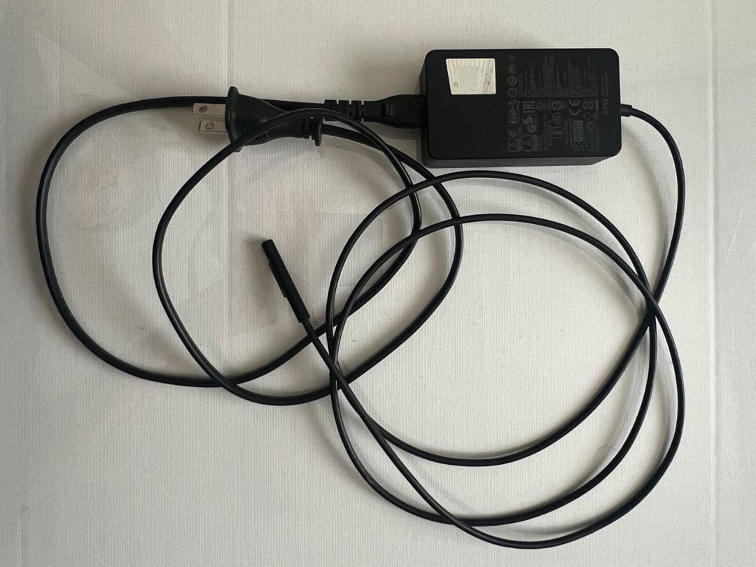 極美品Surface Pro8/8GB/256GB+純正キーボード+純正マウス