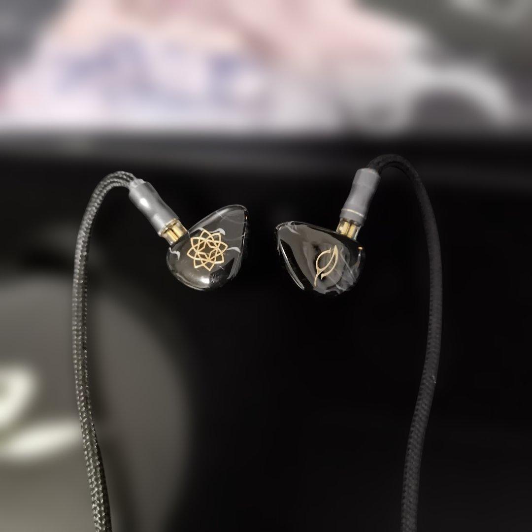 SeeAudio Bravery 4ドライバー 有線イヤホン