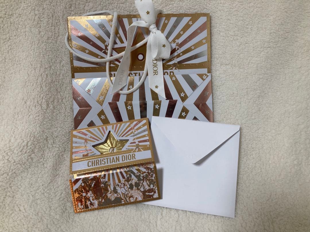 Dior 2025 VIP限定 スノードーム 希少／クリスマス・記念日ギフト