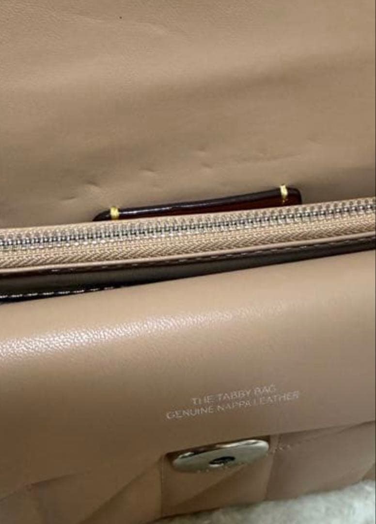 COACH ベージュ キルティング ショルダーバッグ26cm