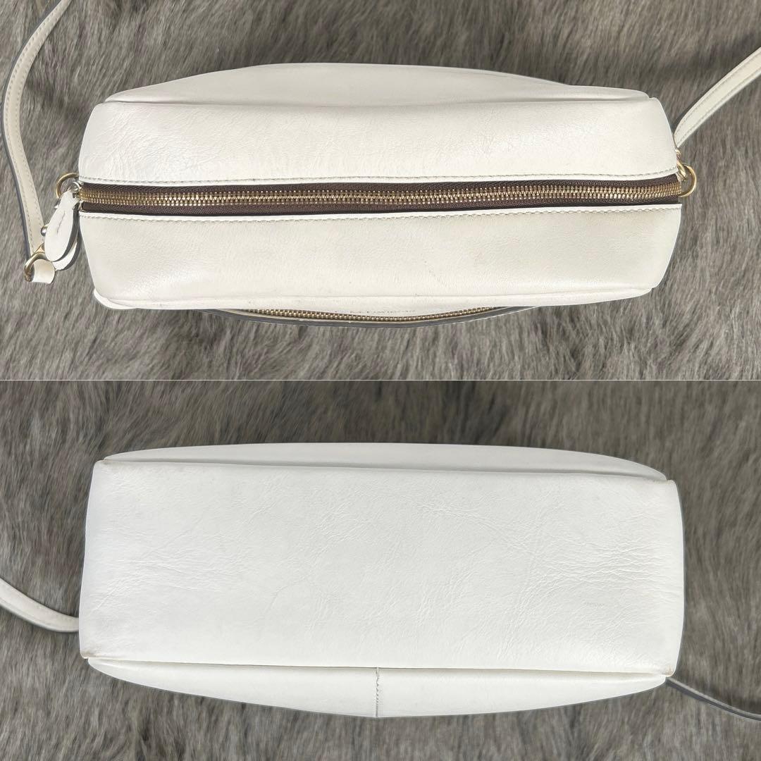 ジェイアンドエムデヴィッドソン　ショルダーバッグ 白　レザー　K1482