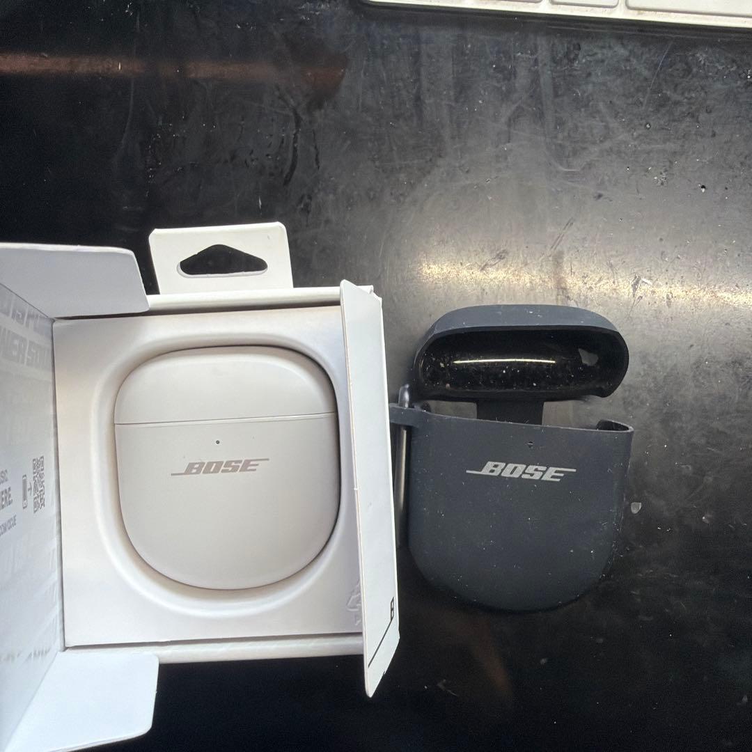 Bose QuietComfort Ultra earbuds 充電ケース付