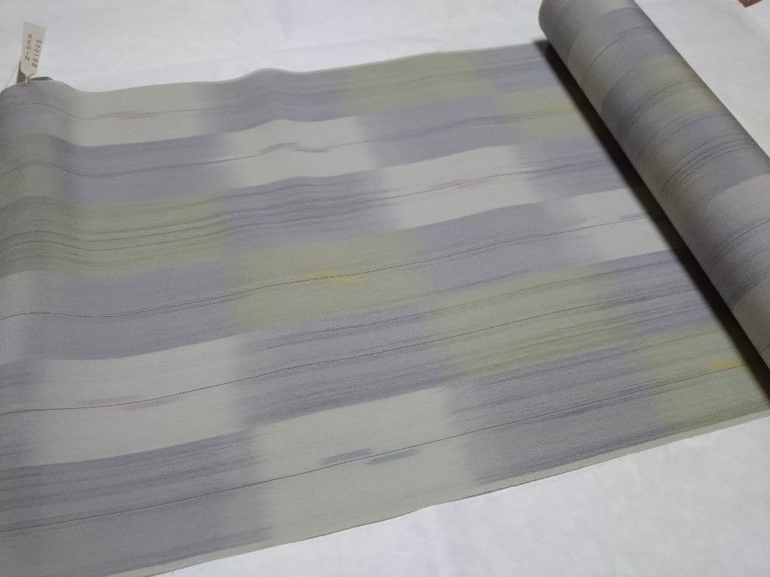 明石ちぢみ　着物反物 　薄紫系　夏、単衣用　リメイク　仕立て練習用