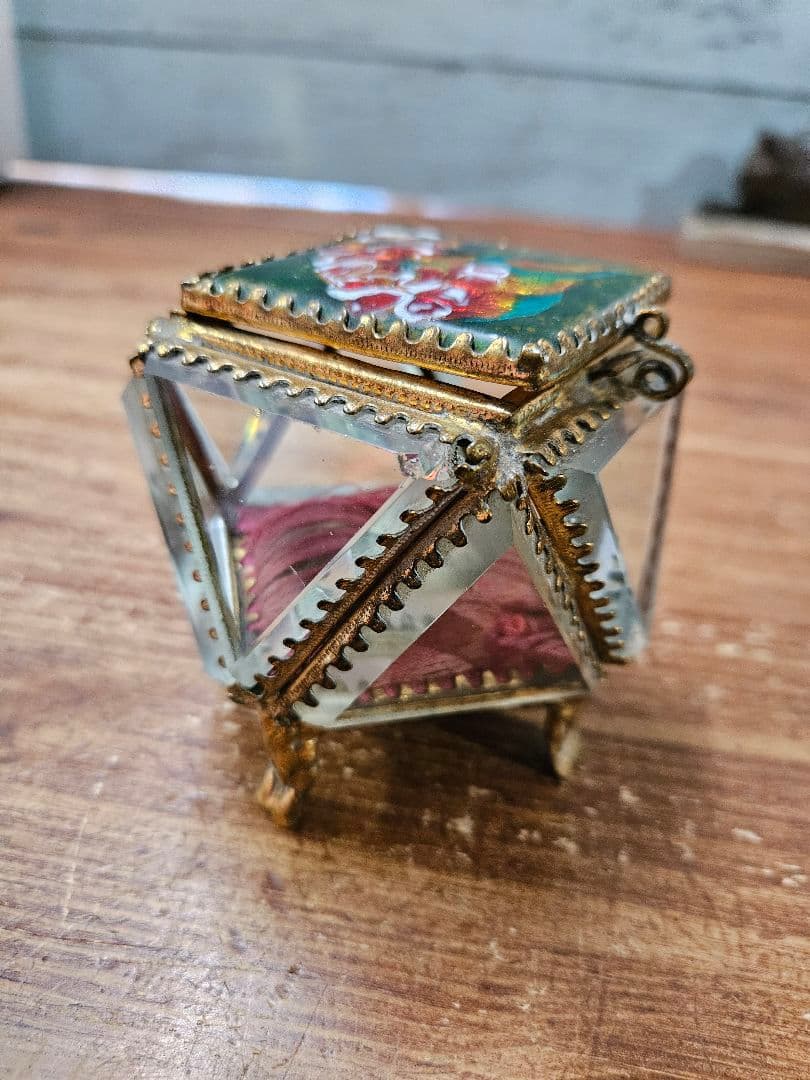 フランスアンティーク カットガラスの宝石箱 全面ベベル硝子 ジュエリーボックス