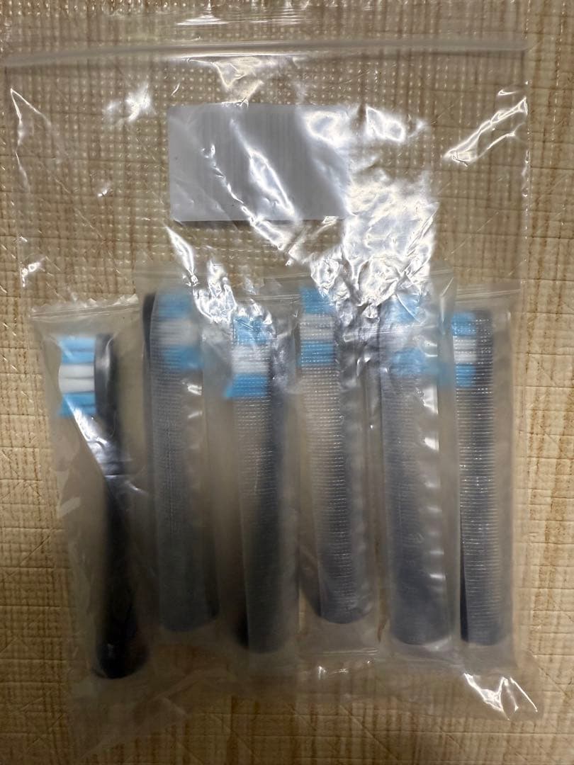 ポータブル電動歯ブラシ 黒　充電式