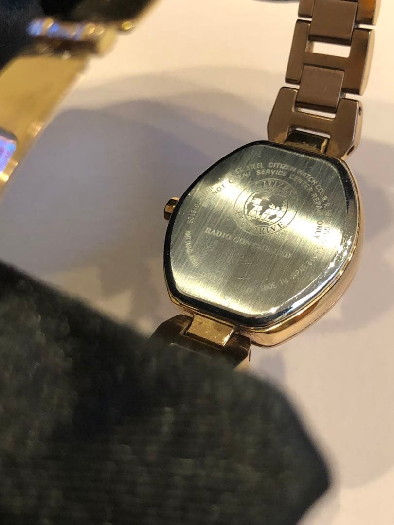 CITIZEN（シチズン）クロスシー XCサイズ　ピンクゴールド　電波時計