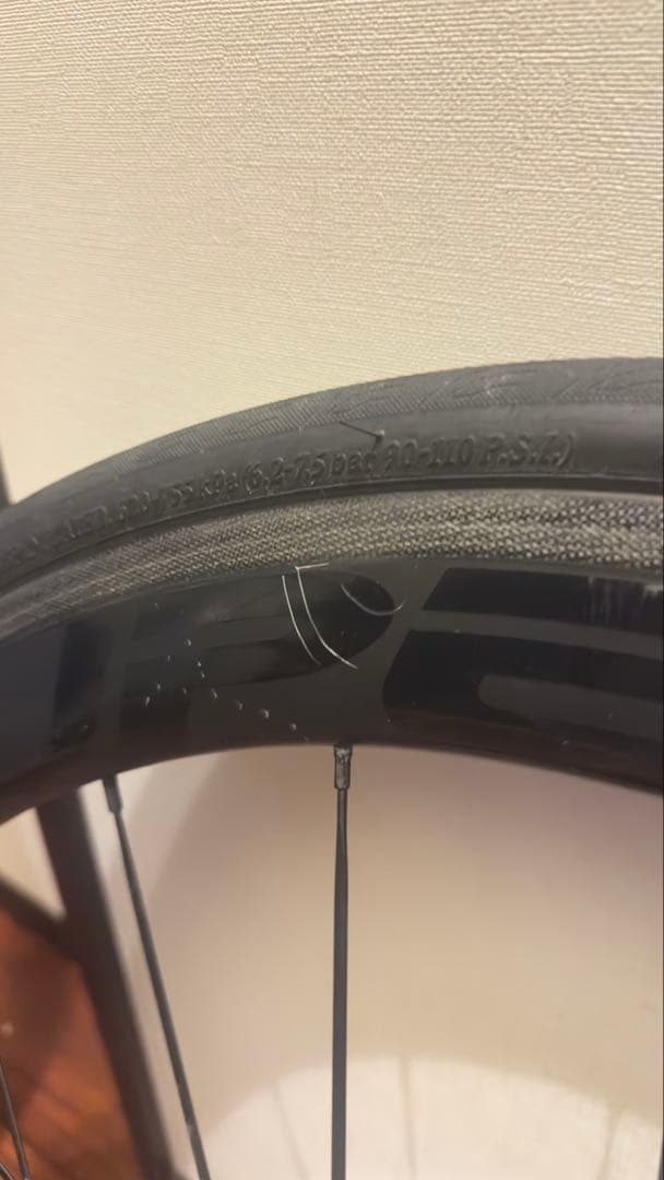 SUPERTEAMカーボンホイール カセット、タイヤ付き