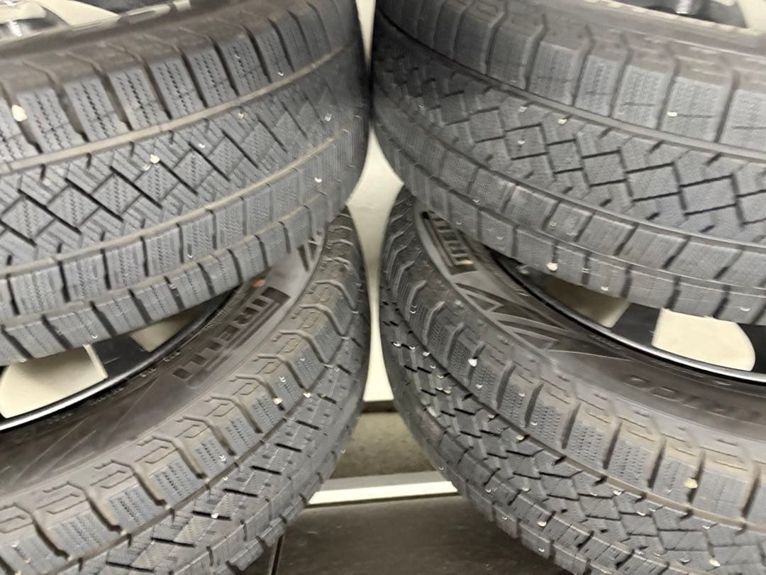 よっこ　取置　美品205/55R16スタッドレスpcd100 プリウス86
