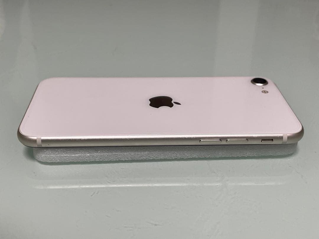 iPhone SE 第3世代 64gb スターライト バッテリー100%