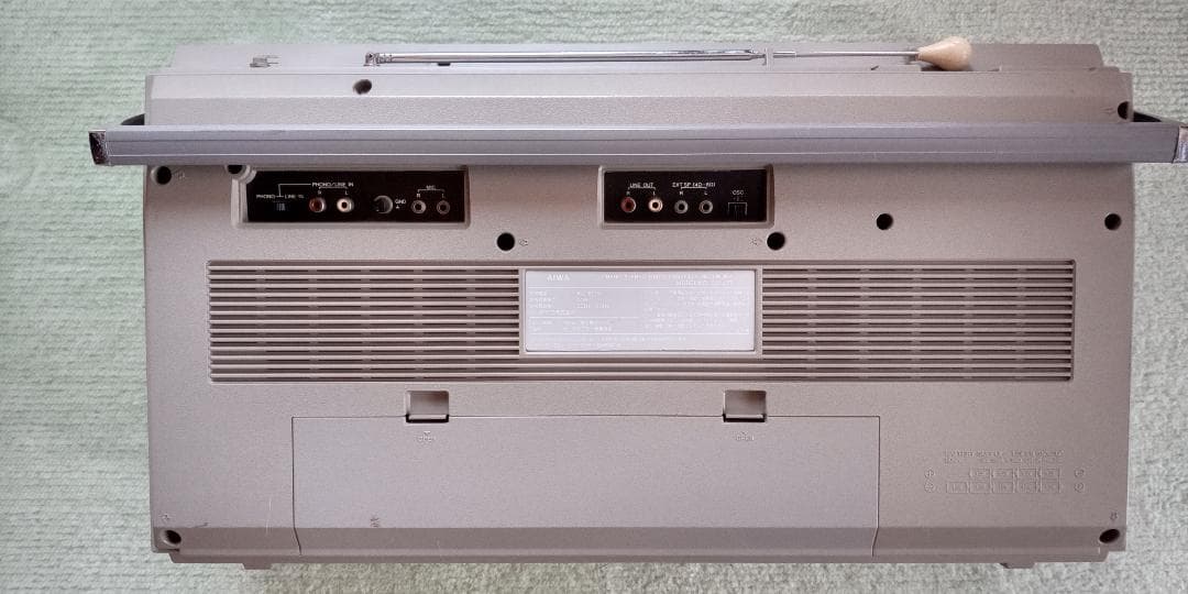 シ*ン様 AIWA CS-J77 ラジオカセットレコーダー