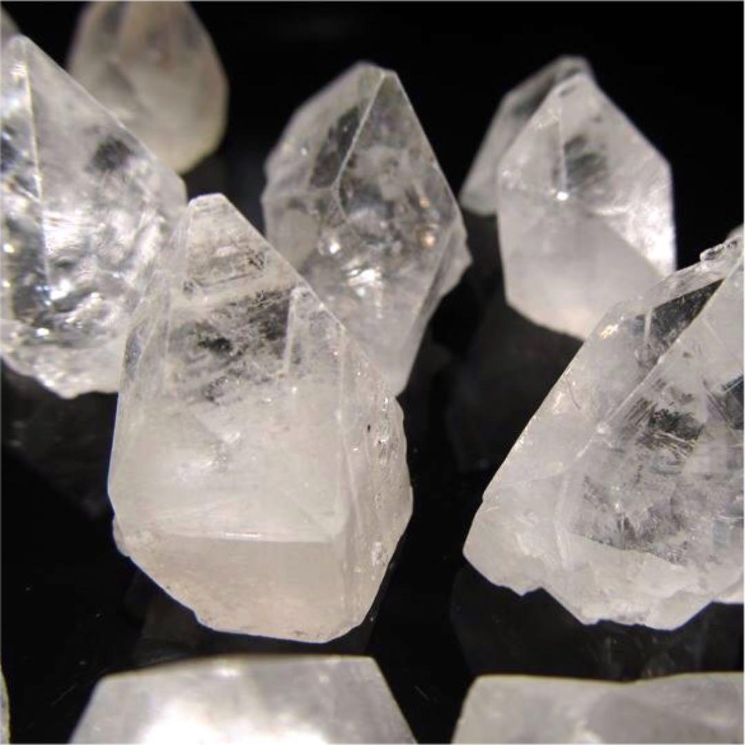 ★特選一石★希少☆強力な浄化の石【極上アポフィライト『魚眼石』結晶ポイント】❤️