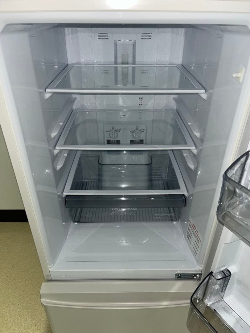 三菱 冷蔵庫 MR-P15E4K-W 146L 2024年製 ホワイト
