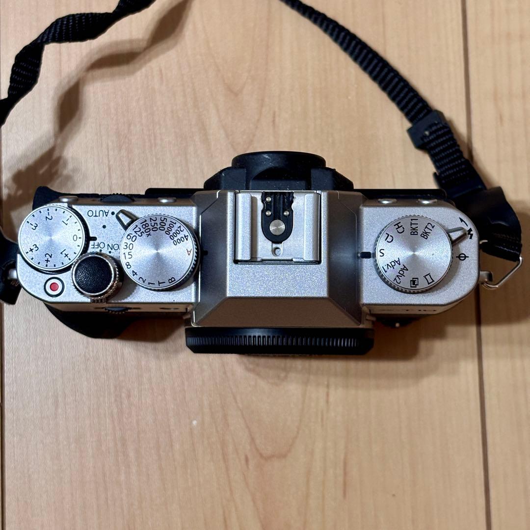 Fujifilm X-T10 ミラーレス　ボディ
