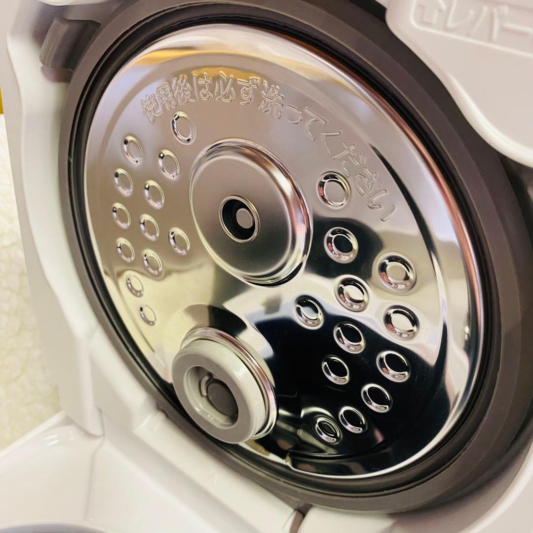 .三菱電機　IH炊飯器 NJ-SEB06-W 未通電　未使用品