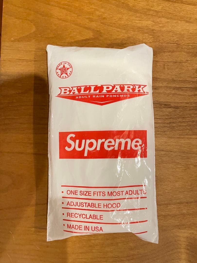 supreme 小物とノベルティ　８点セットで！