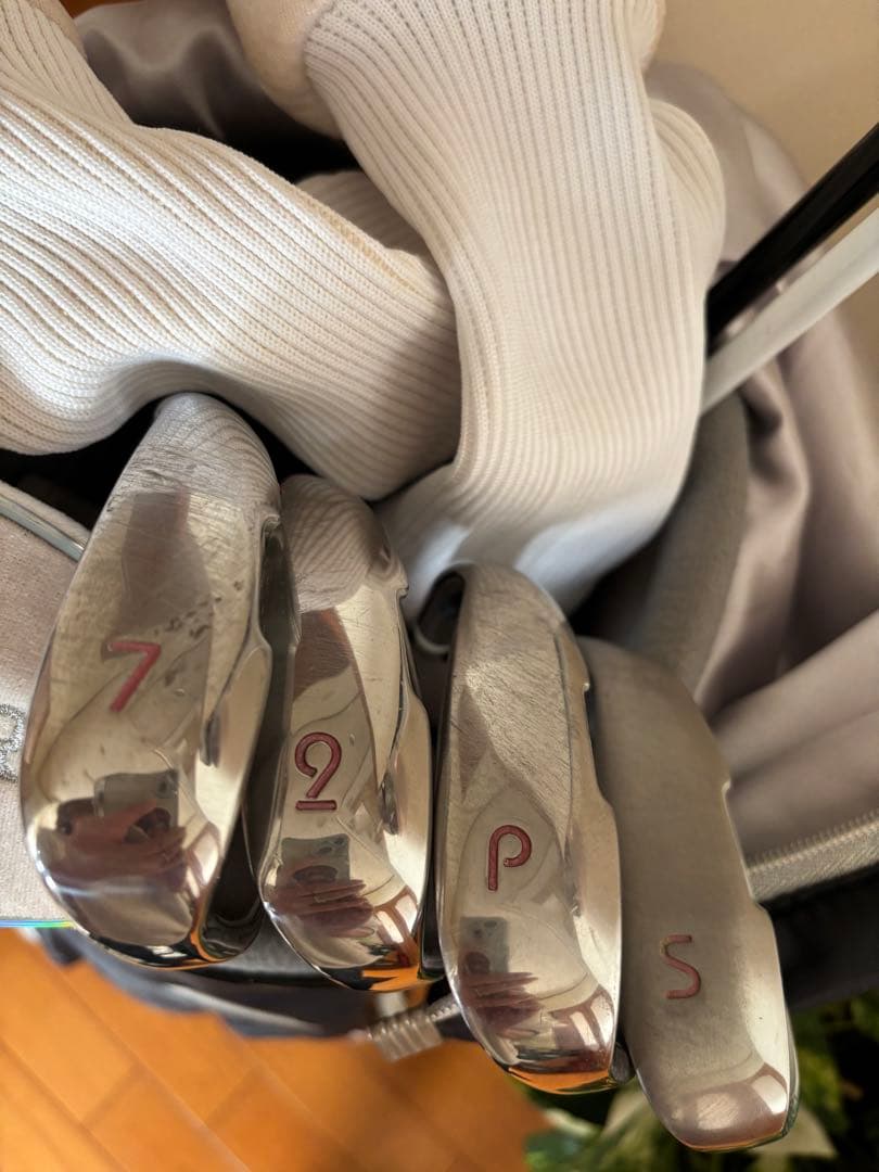 パリス　ゴルフクラブセット　ホワイト　ドライバーyonex 11° R