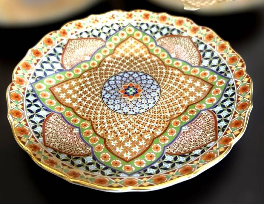 前畑陶器　庫山窯　金襴手　銘々皿揃　５枚セット　輪花皿　献上手　金彩　色絵　更紗