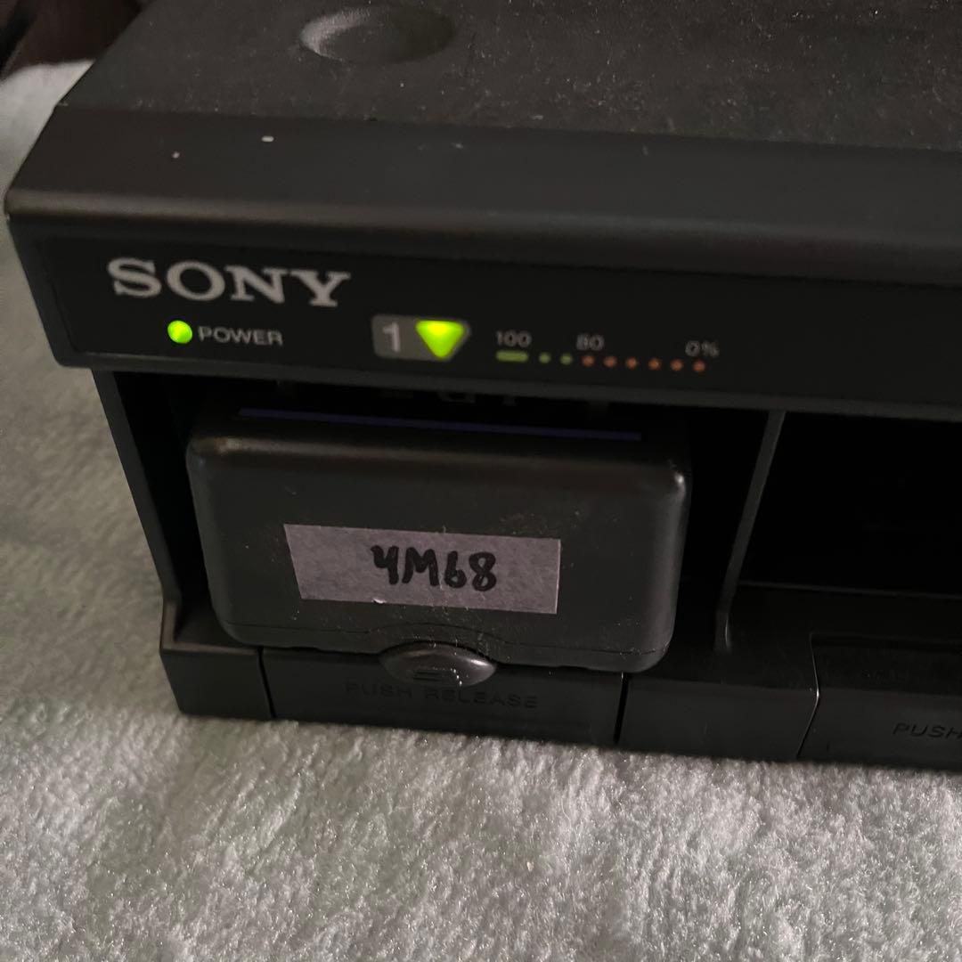 中古品　Sony BC-L500 4本ハイスピード充電器