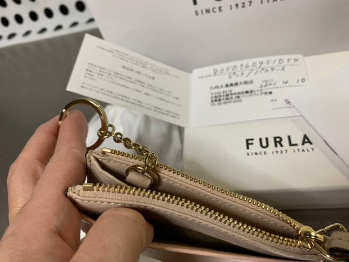 まーみーごーさま専用❣️ フルラ　パスケース　カード入れ　ケース