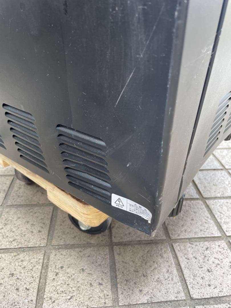 4面ガラス冷蔵ショーケース 黒