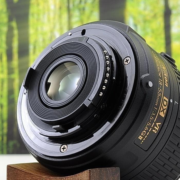 スマホ転送機能付☆ニコン D5500☆液晶タッチで簡単操作♪高画質一眼レフ