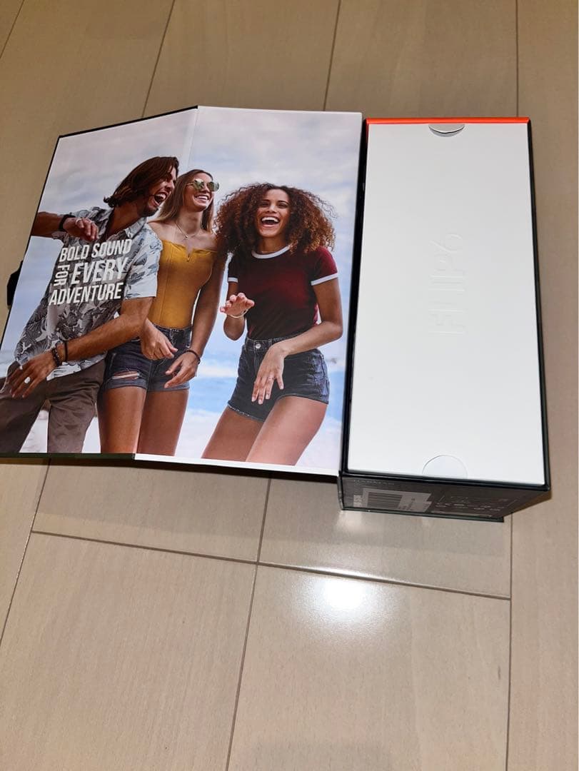 JBL Flip 6 迷彩 ワイヤレススピーカー